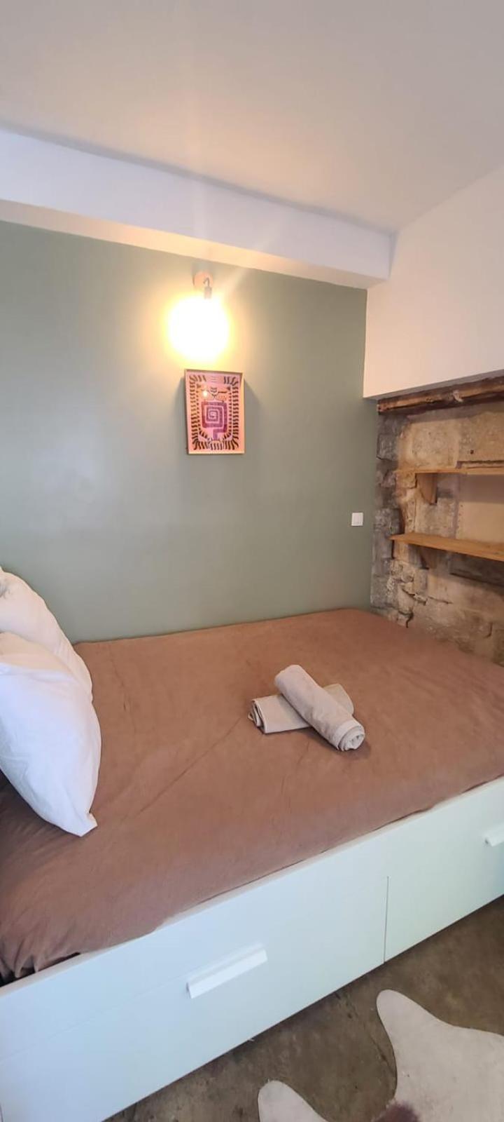 Studio Au Coeur Historique De Montpellier, 2 Personnes Et Wifi Buitenkant foto