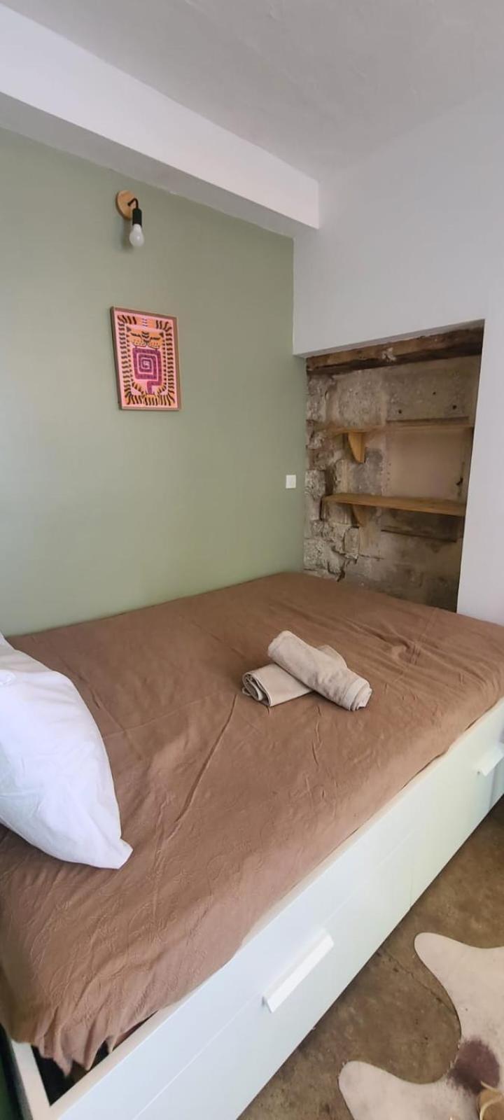 Studio Au Coeur Historique De Montpellier, 2 Personnes Et Wifi Buitenkant foto